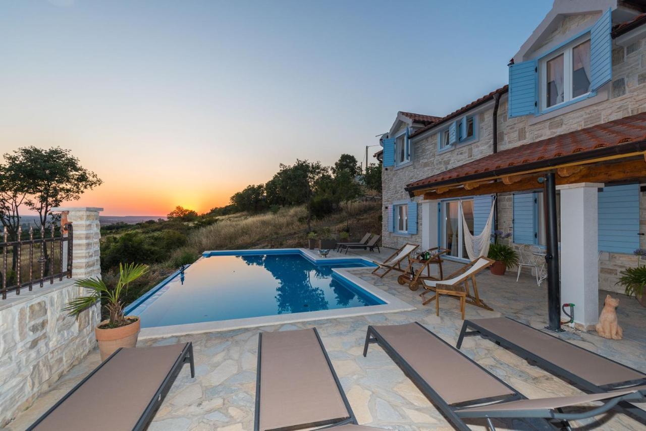 Brand New Villa Cara D Oro, Vrana Vrana  외부 사진